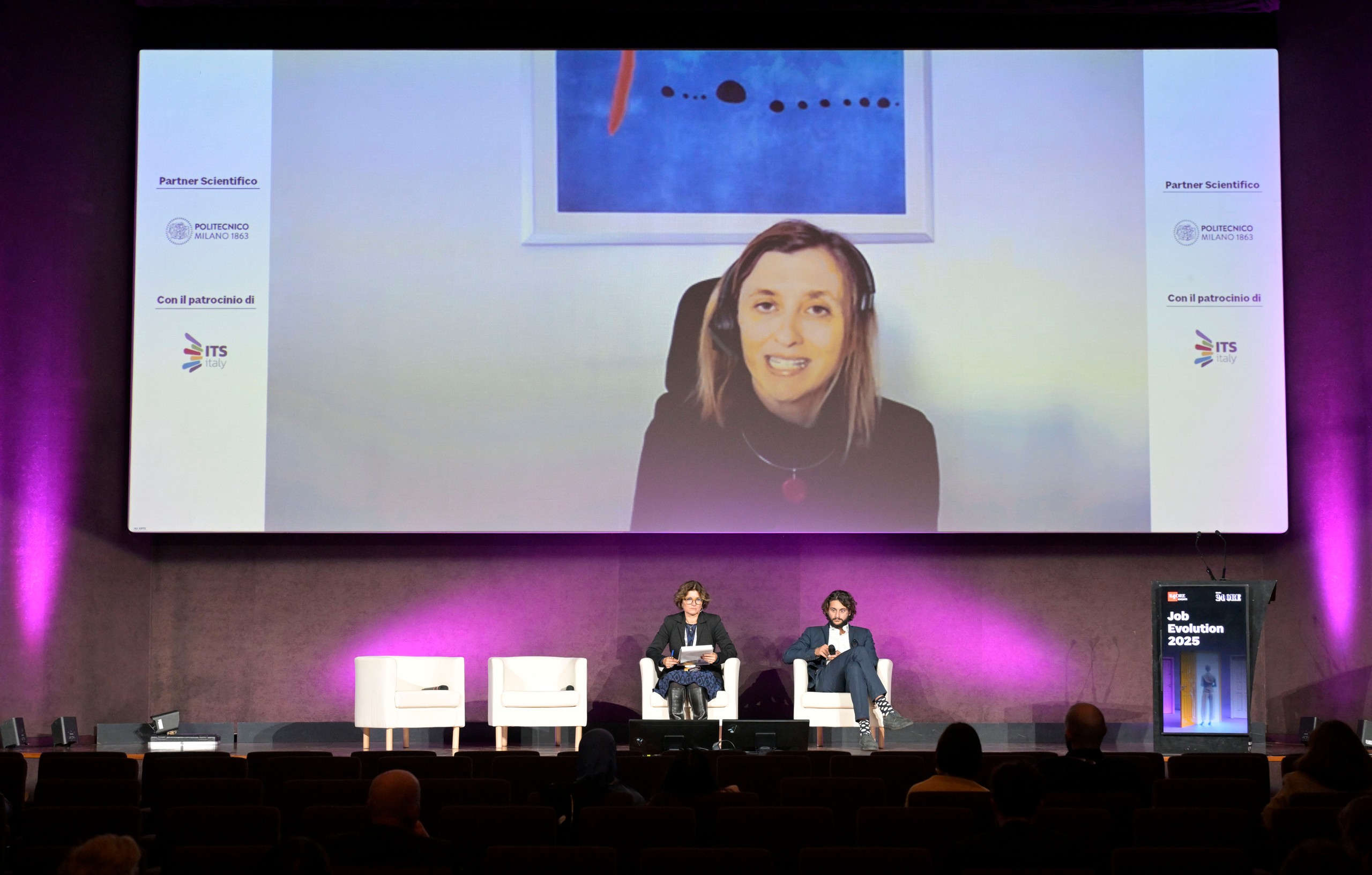 Foto 1 di 37, apre immagine ingrandita