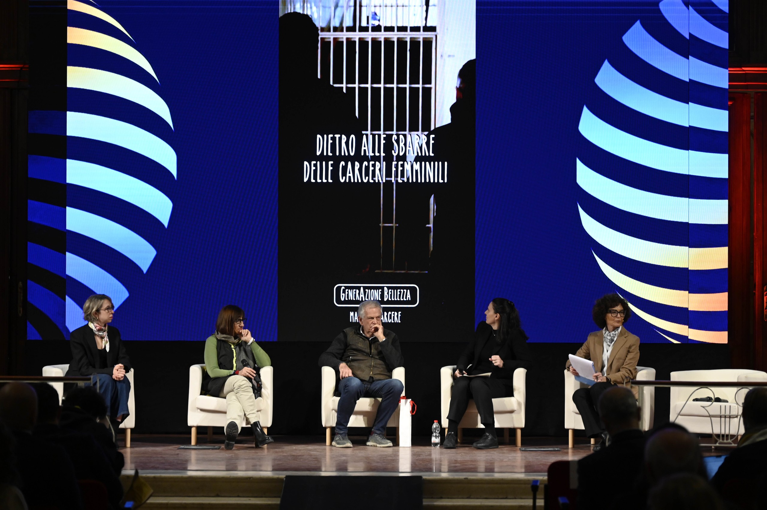 Foto 1 di 54, apre immagine ingrandita